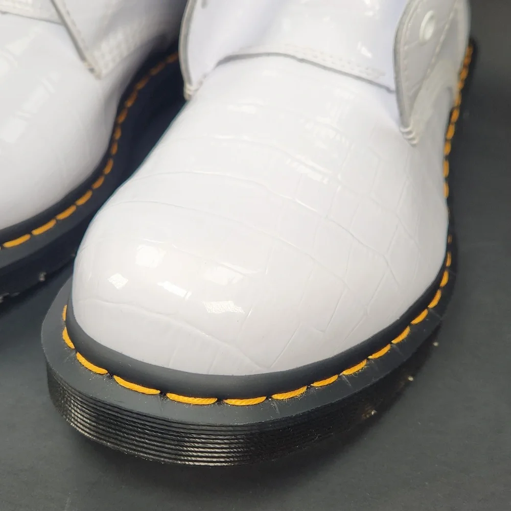 Dr. Martens 1460W Croc White 8 hole boots RARE DISCONTINUED STYLE - Picture 5 of 17